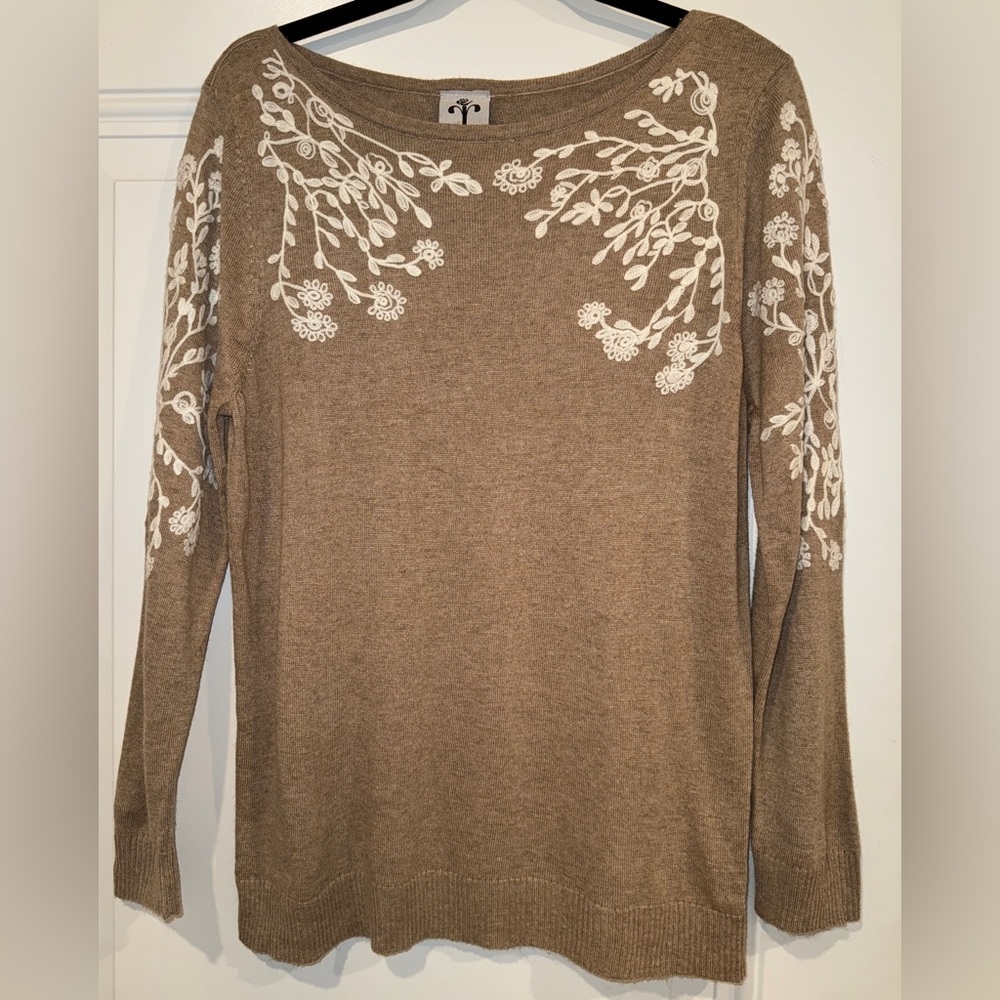 Rain + Rose Long Sleeve Floral Embroidered Sweater Size Med